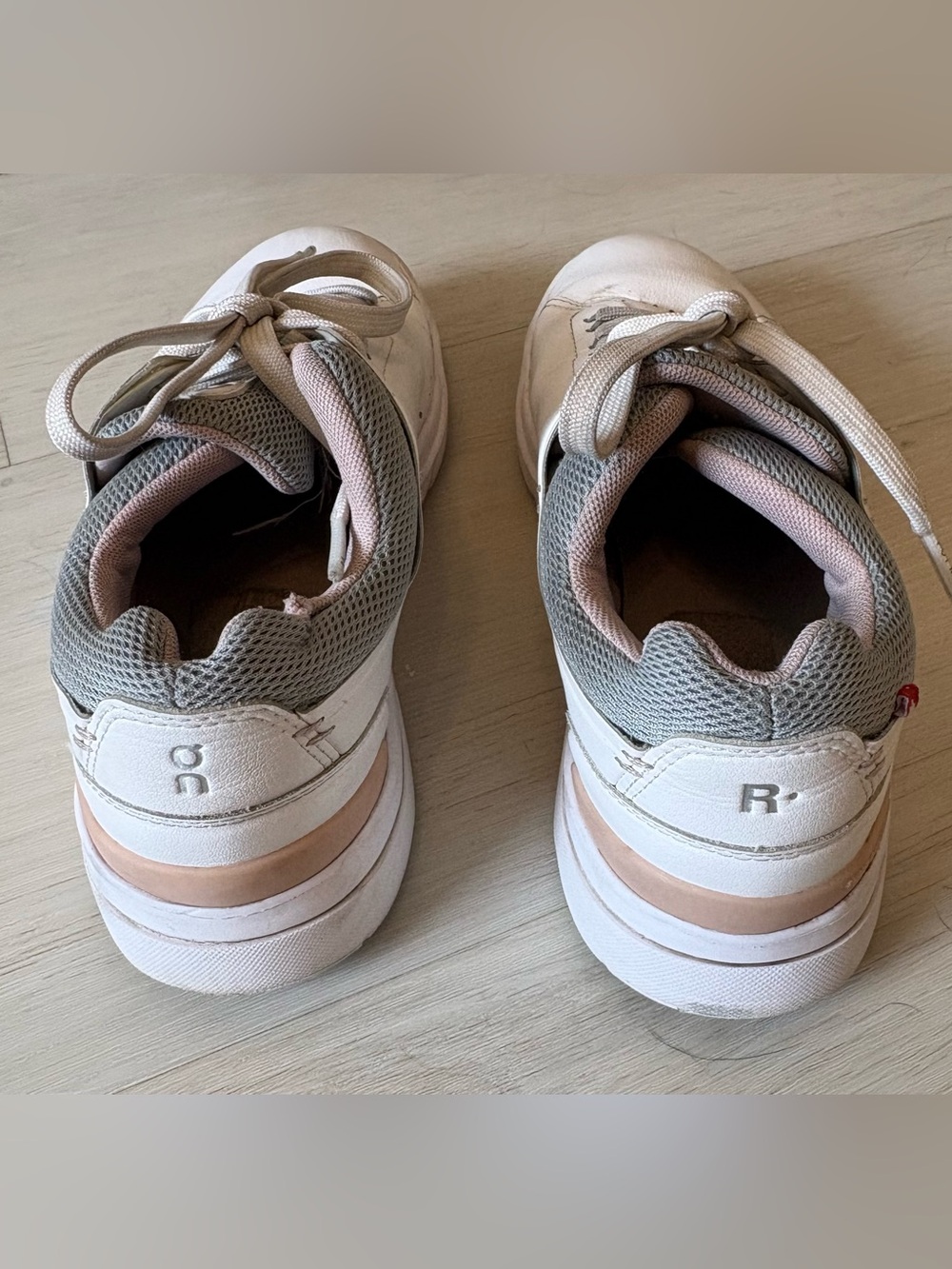 On Running Women’s Low-Top Sneakers in Off-White - Picture 4 of 8